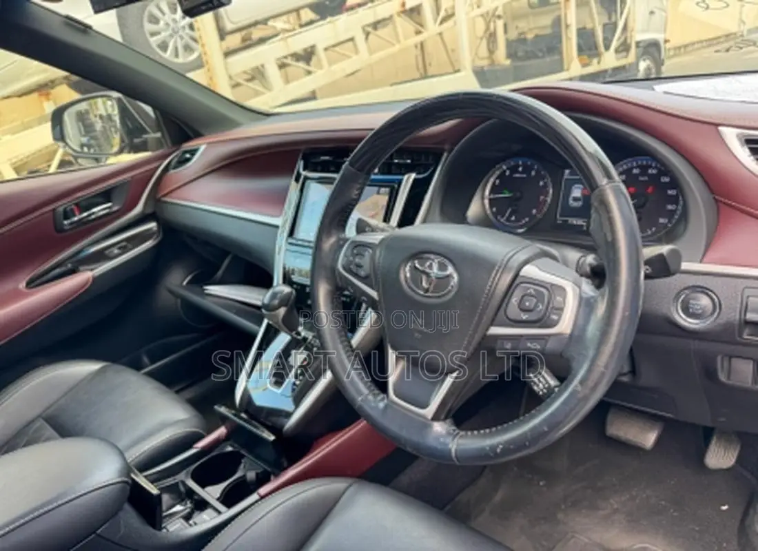 Toyota Harrier 2018 Black