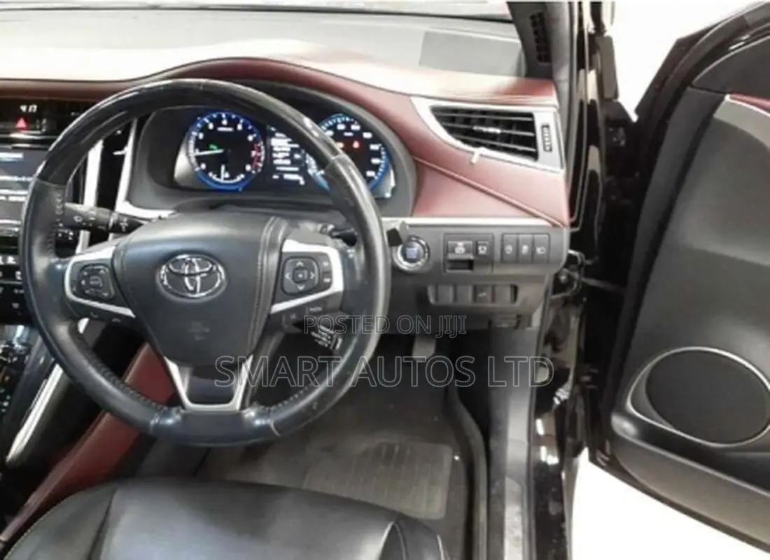 Toyota Harrier 2018 Black