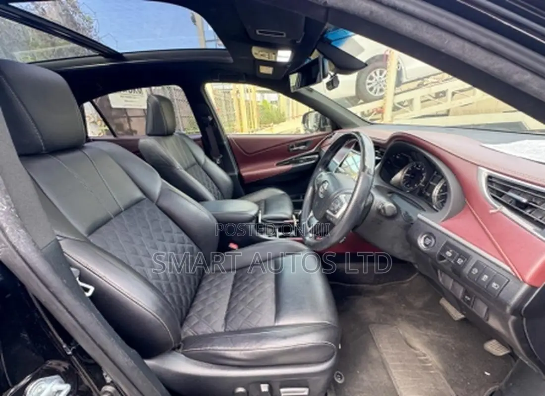Toyota Harrier 2018 Black