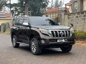 Toyota Land Cruiser Prado 2.7 2017 Gold