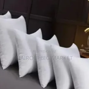 Soft Throw Pillows Cushion Filled With Fibre