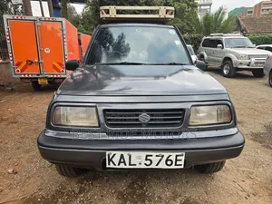 Suzuki Escudo 1995 Gray