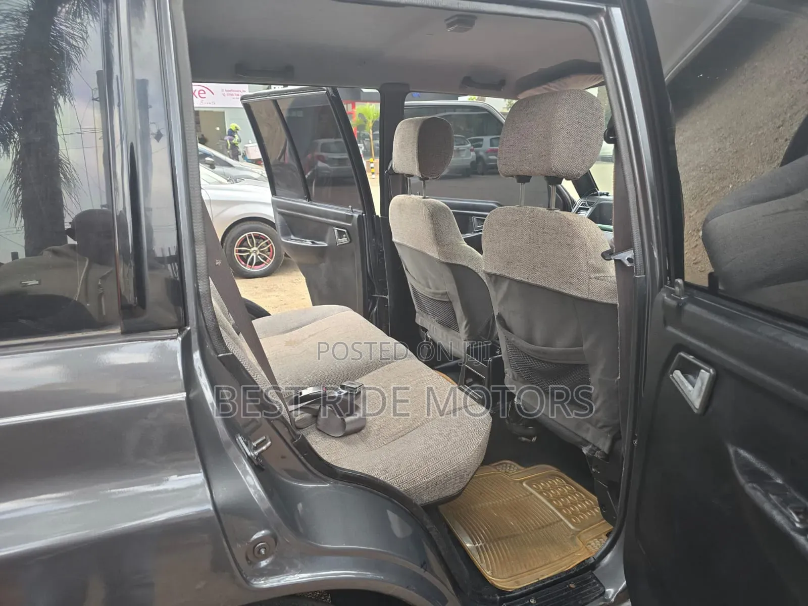 Suzuki Escudo 1995 Gray