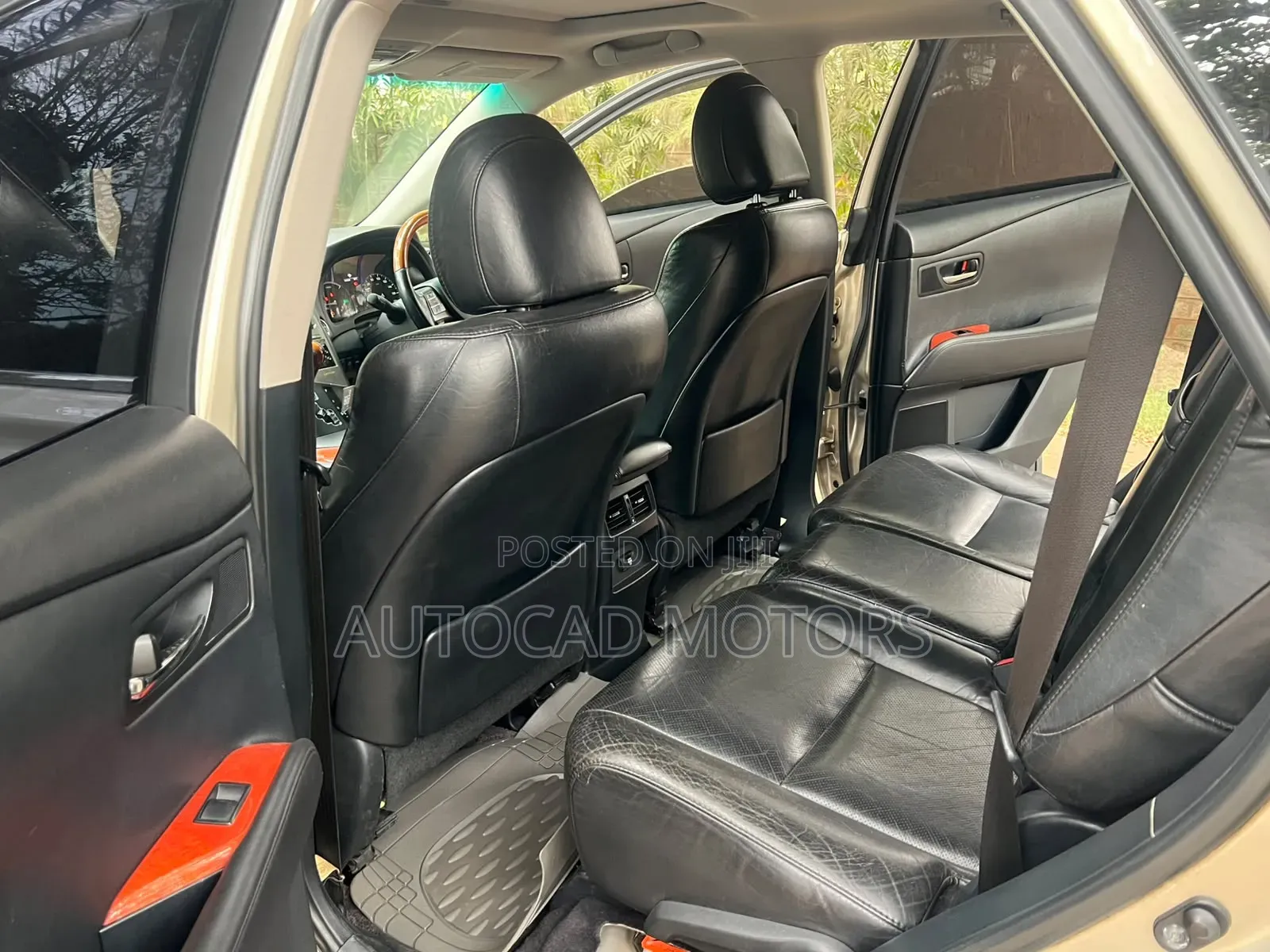 Lexus RX 2010 Gold