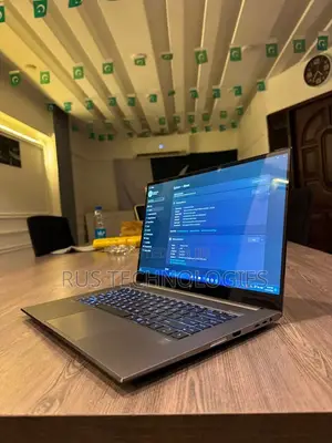 Laptop HP ZBook Firefly G8 16GB Intel Core i7 SSD 512GB