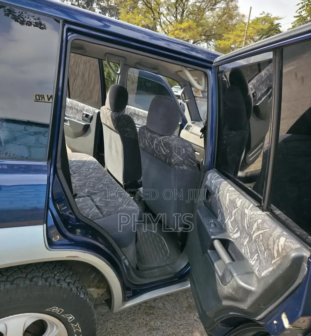 Mitsubishi Pajero IO 2002 Blue