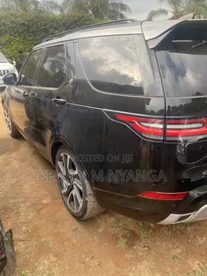 Land Rover Discovery Sport 2017 Black