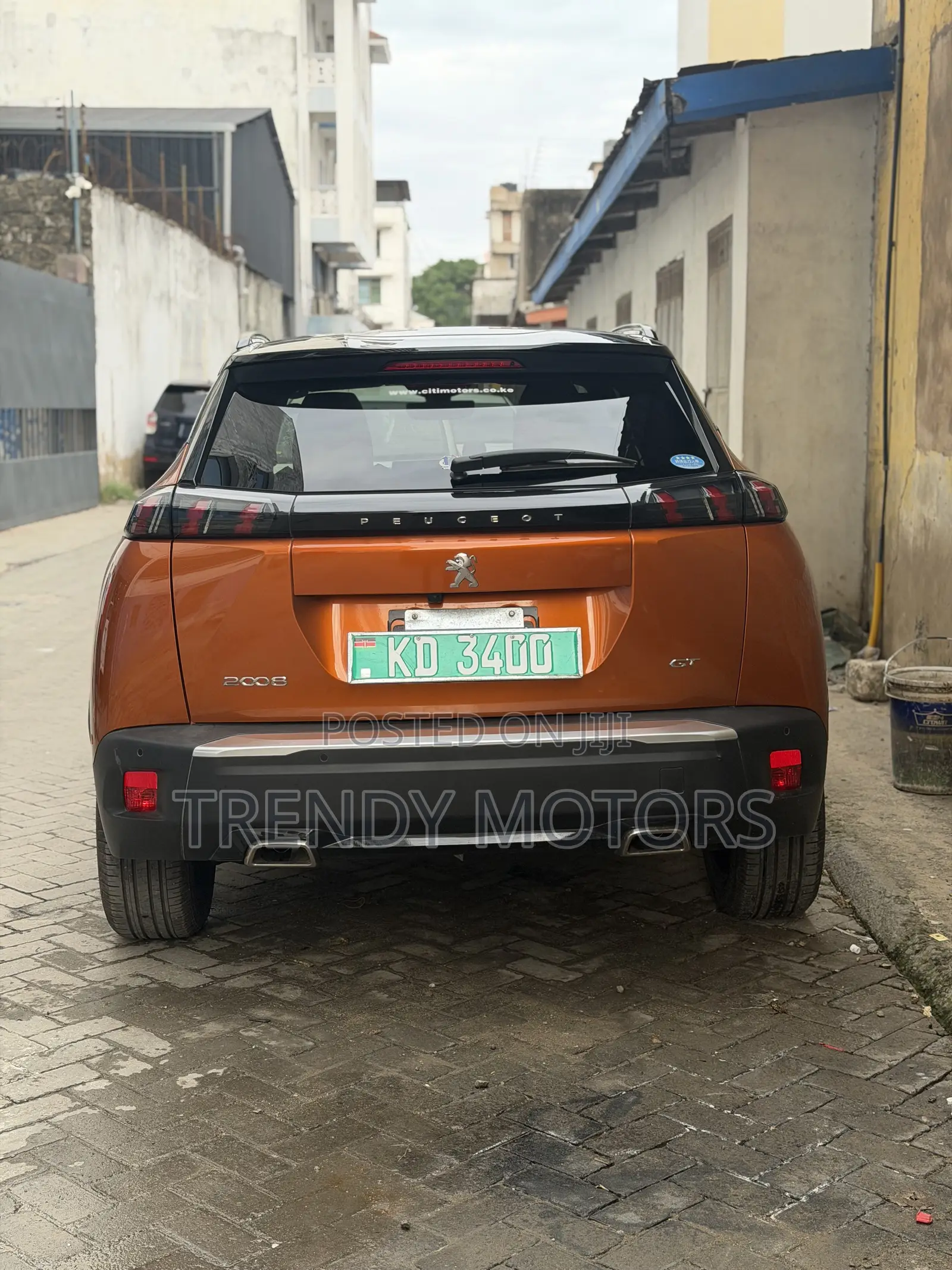 Peugeot 2008 2021 Brown