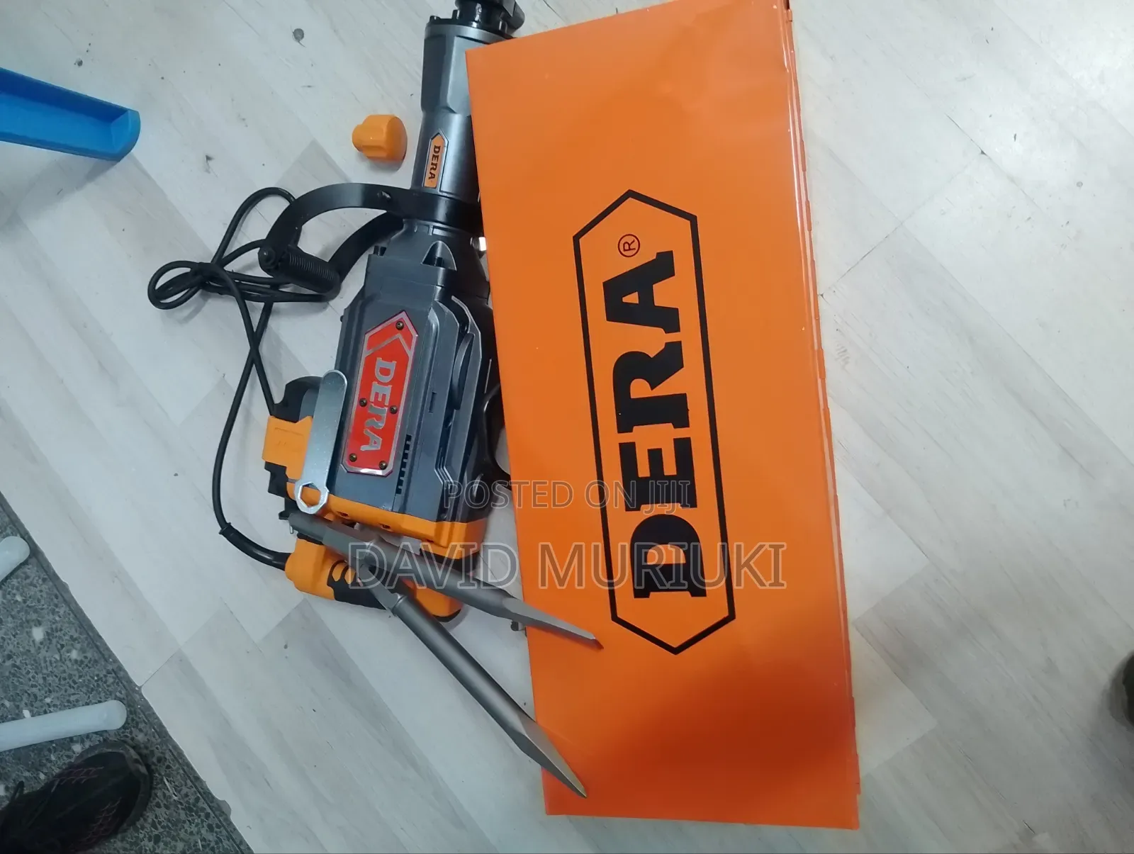 Dera 1800W Electric Demolition Hammer