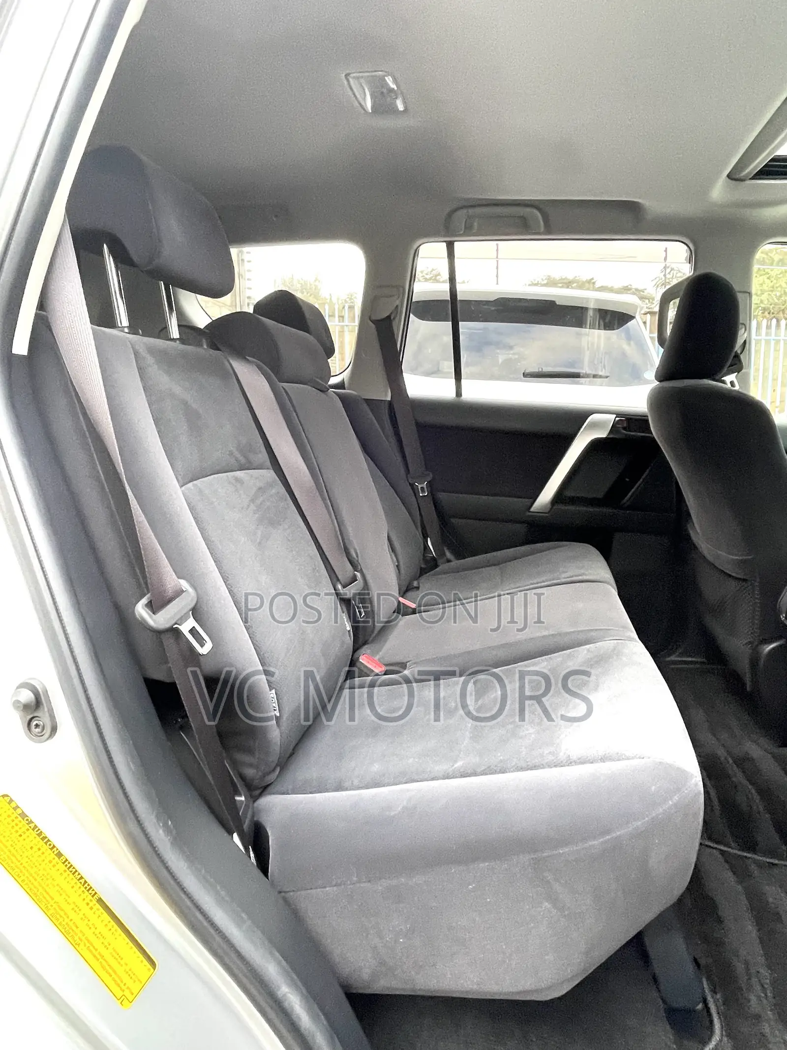 Toyota Land Cruiser Prado 2.7 2019 Silver