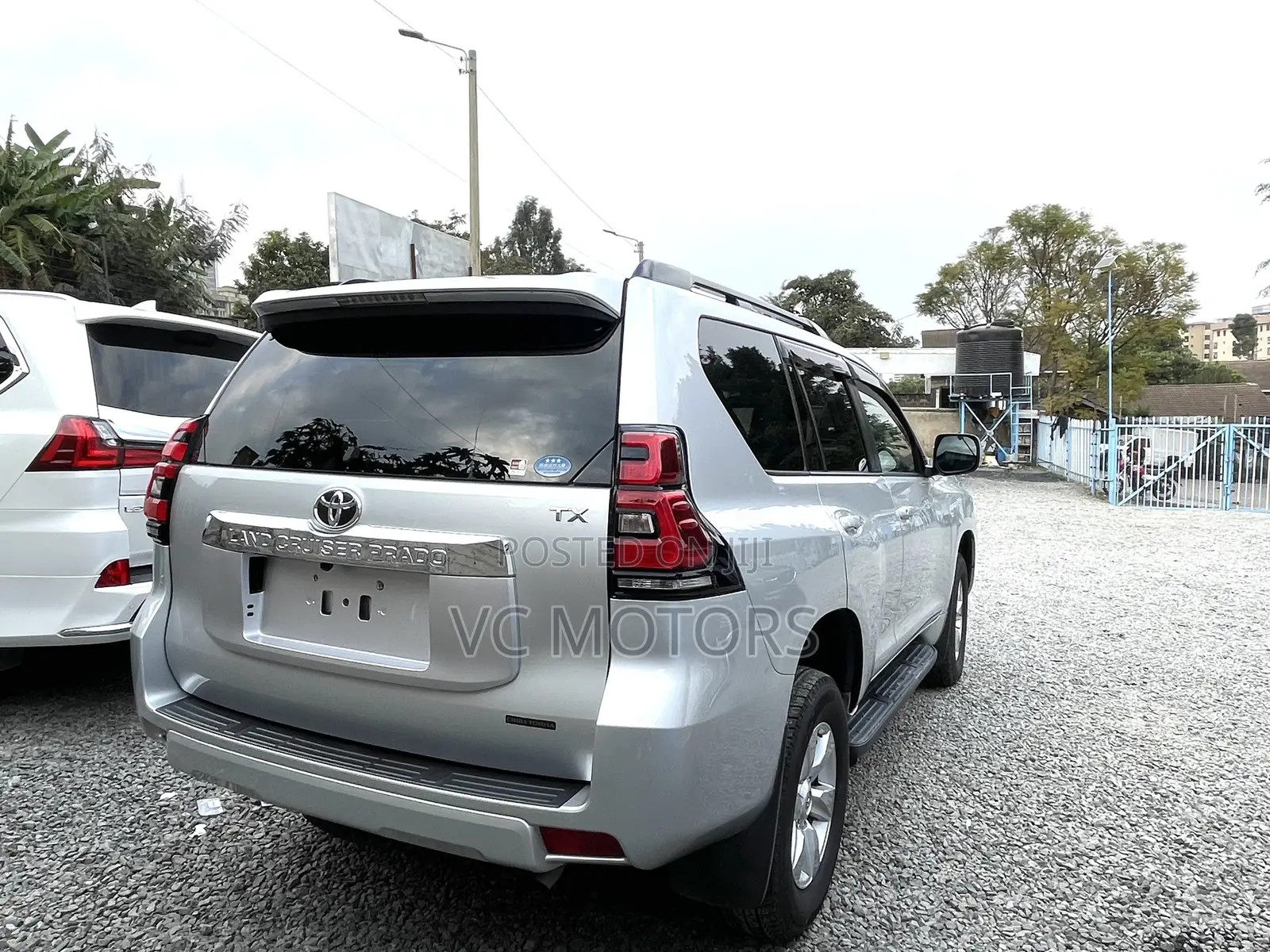 Toyota Land Cruiser Prado 2.7 2019 Silver