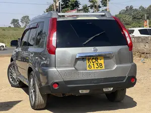 Nissan X-Trail 2011 Silver