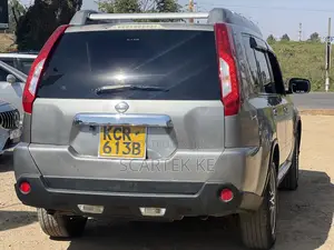 Nissan X-Trail 2011 Silver