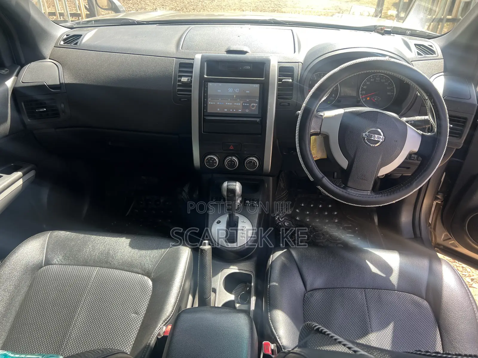 Nissan X-Trail 2011 Silver