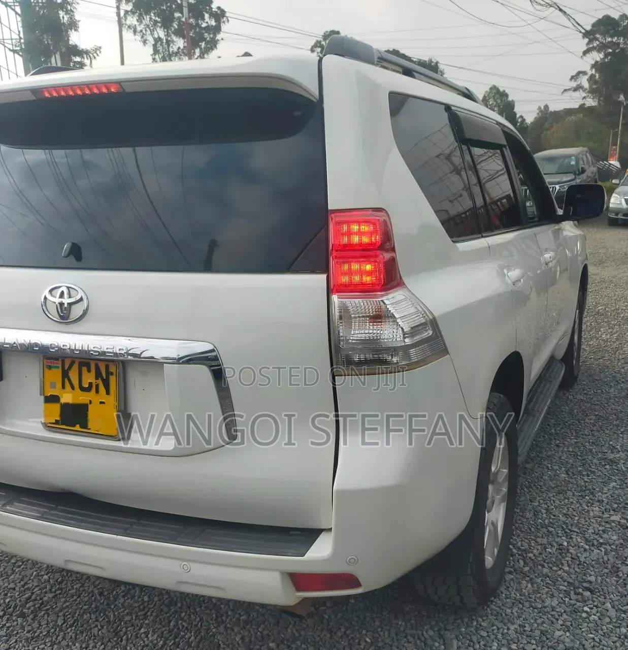 Toyota Land Cruiser Prado 2010 White