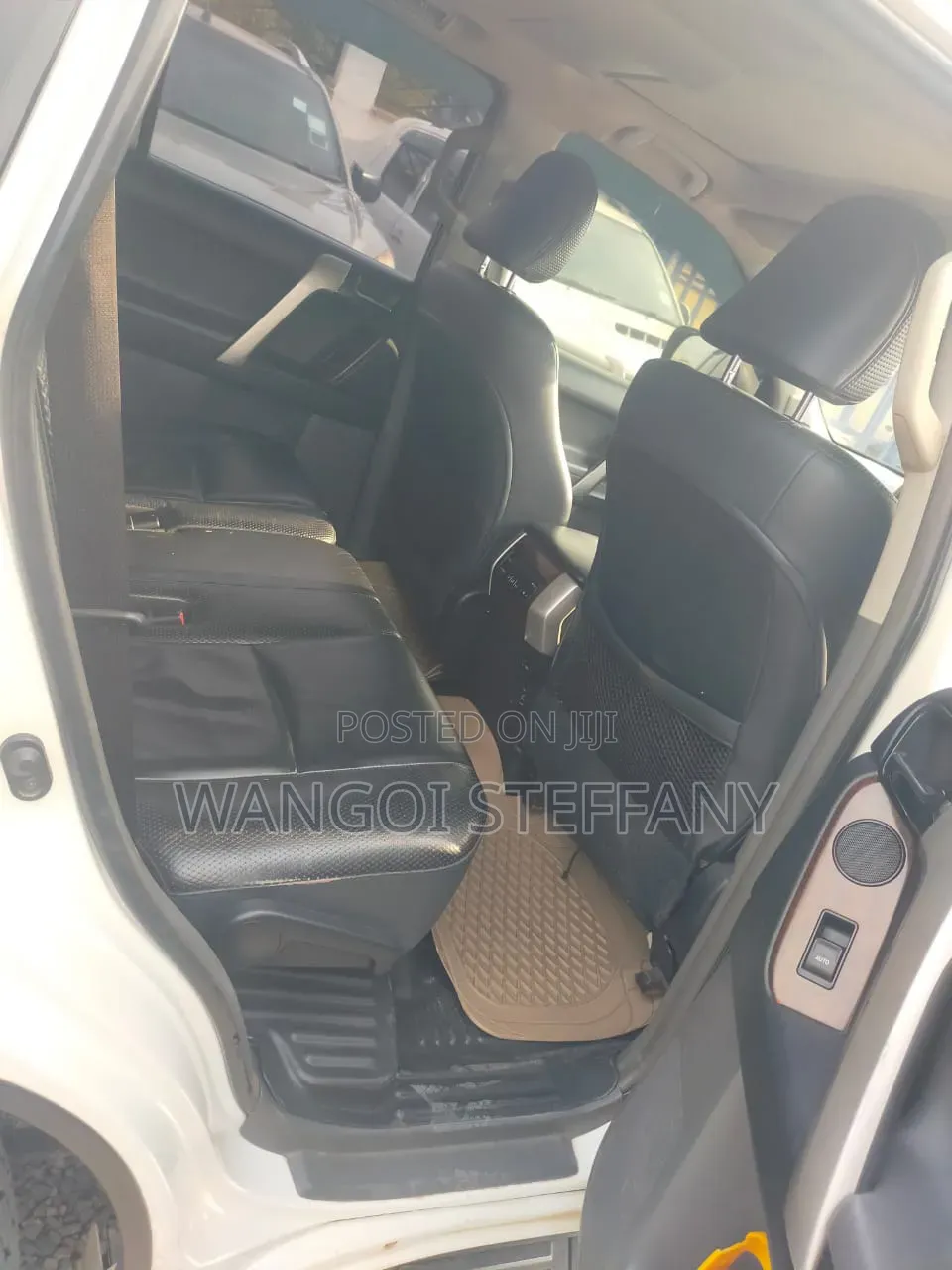 Toyota Land Cruiser Prado 2010 White