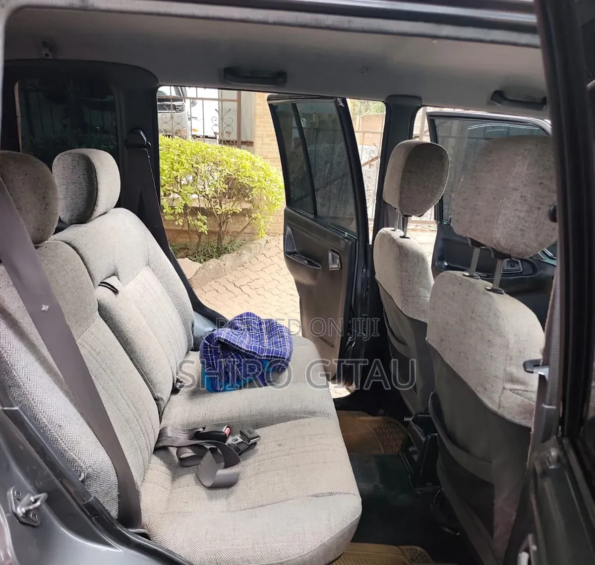 Suzuki Escudo 1995 Gray