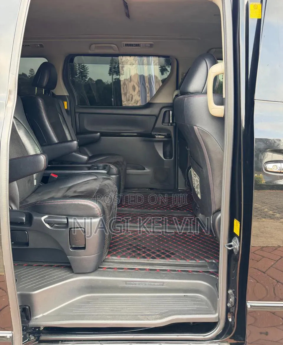 Toyota Vellfire 2014 Black