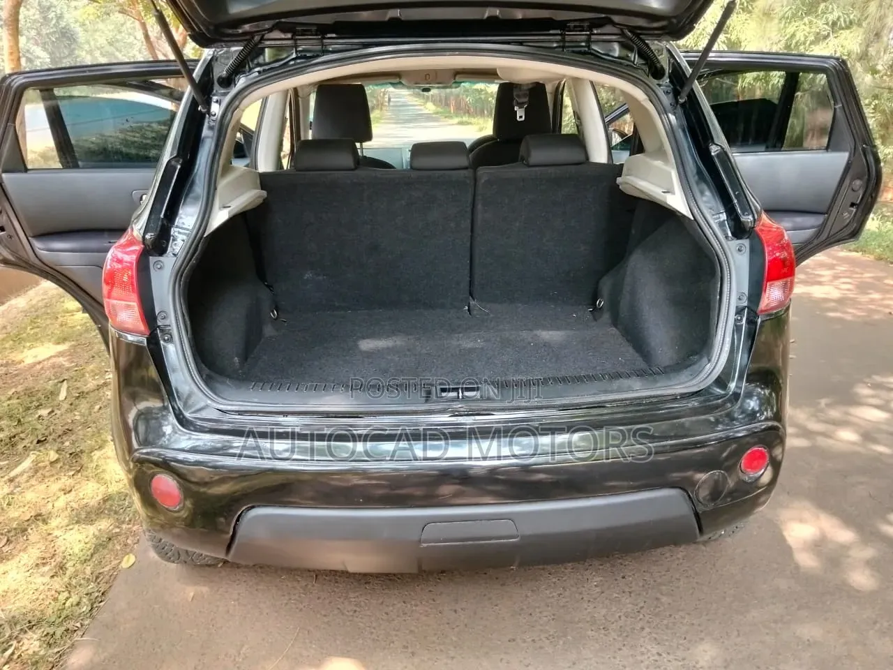 Nissan Dualis 2010 Black