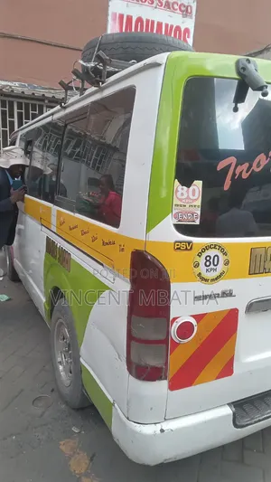 Toyota HiAce 2012 White