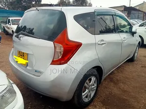 Nissan Note 2013 Silver