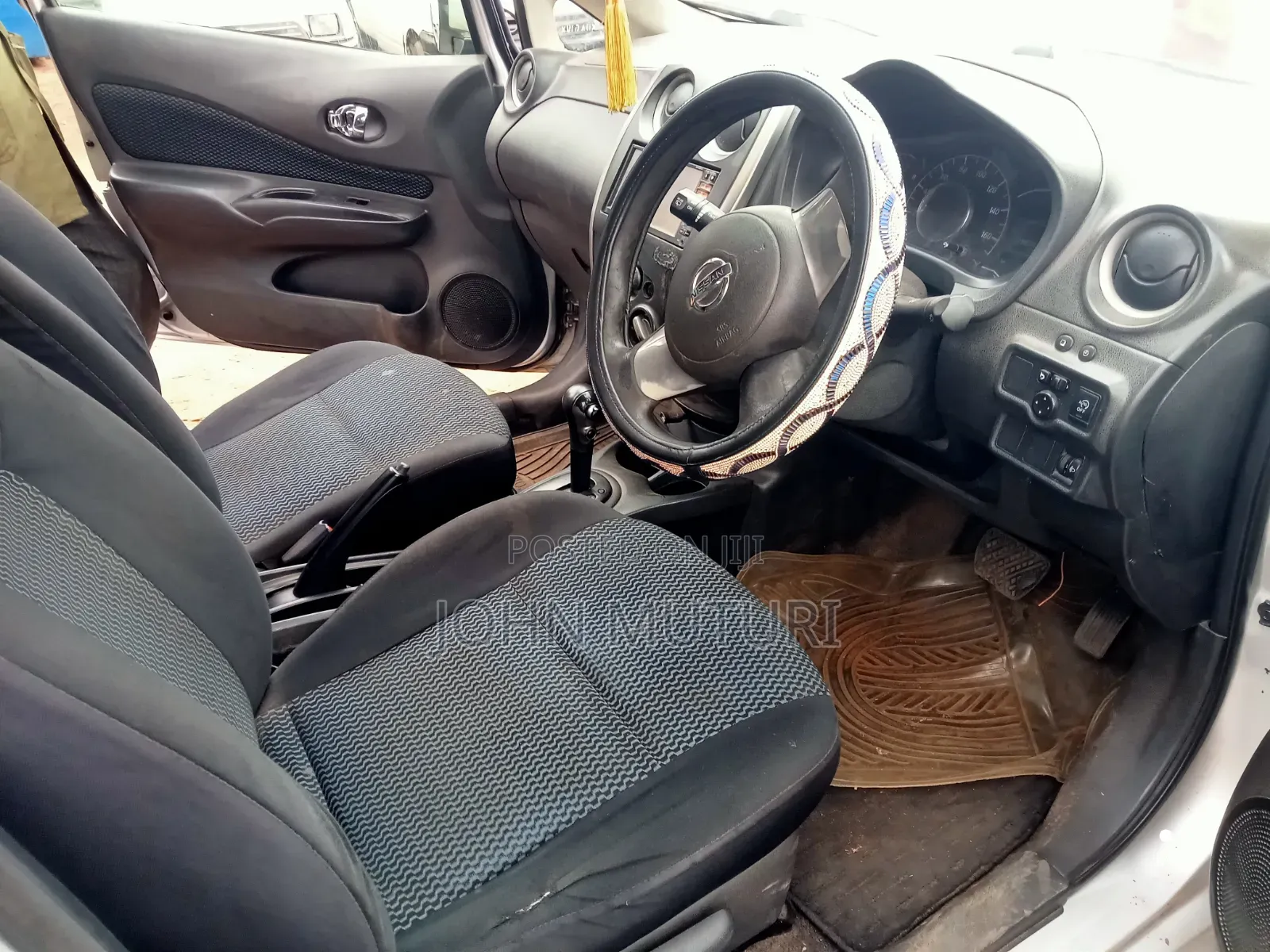 Nissan Note 2013 Silver