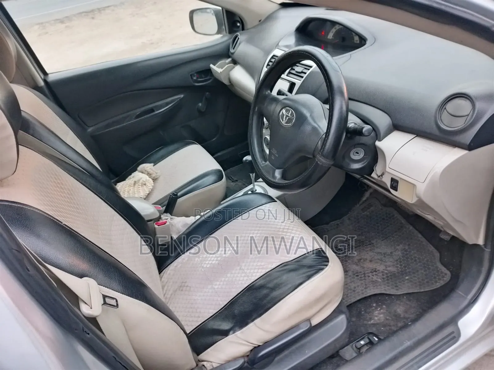 Toyota Belta 2006 Silver