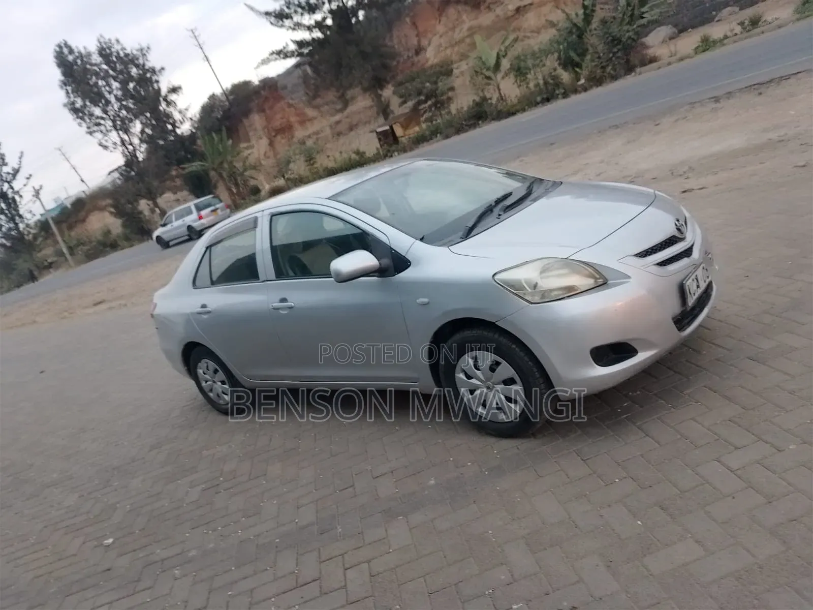 Toyota Belta 2006 Silver