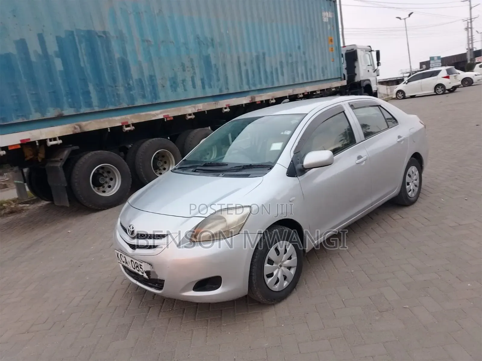Toyota Belta 2006 Silver