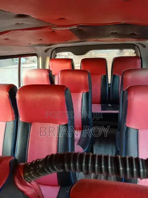 Toyota HiAce 2013 White
