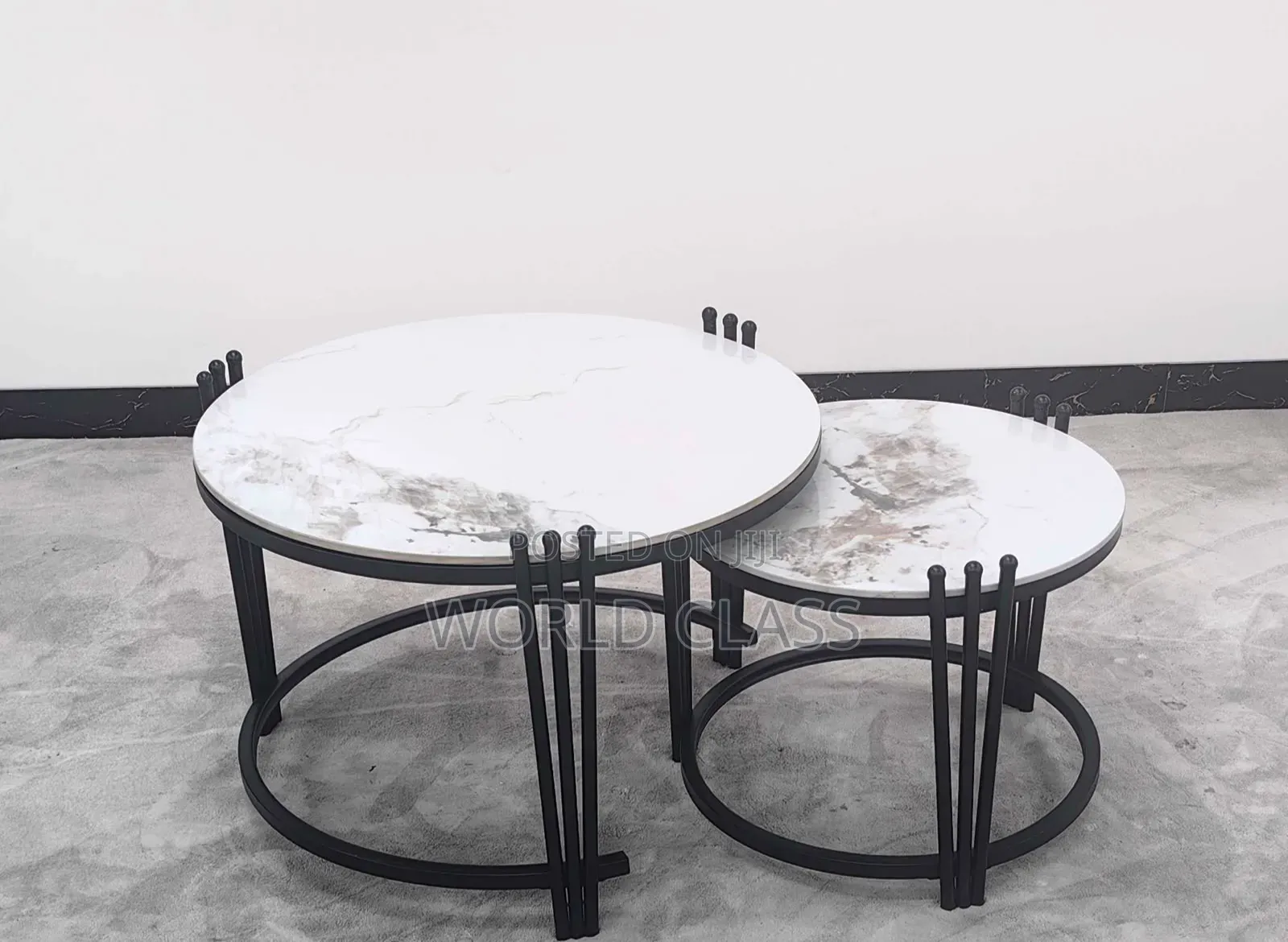 2-Piece Space-Saving Round Nesting Coffee Tables