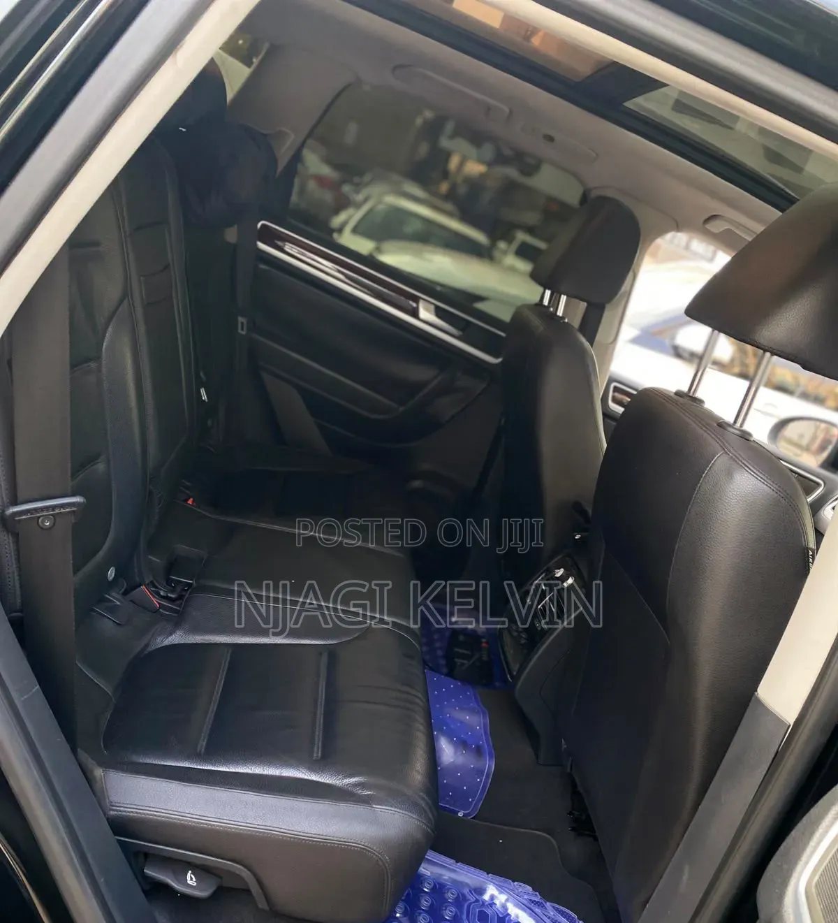 Volkswagen Touareg 2013 Black