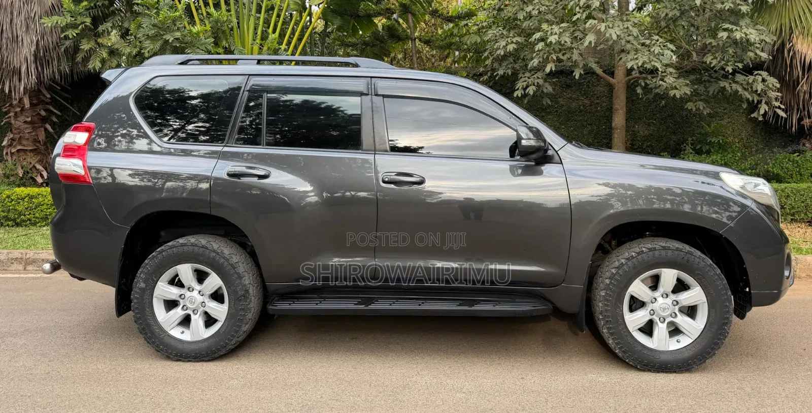 Toyota Land Cruiser Prado 2016 Gray
