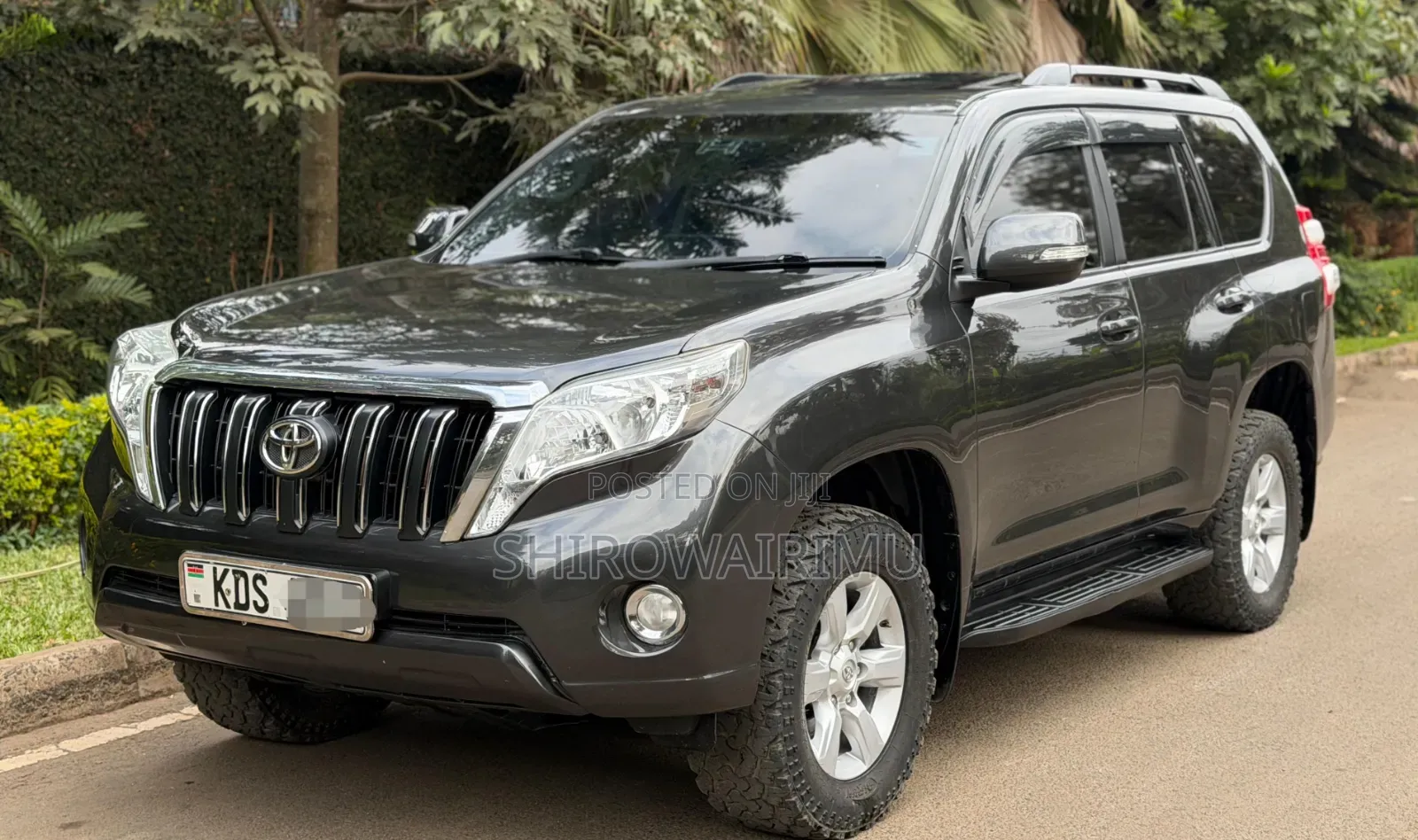 Toyota Land Cruiser Prado 2016 Gray