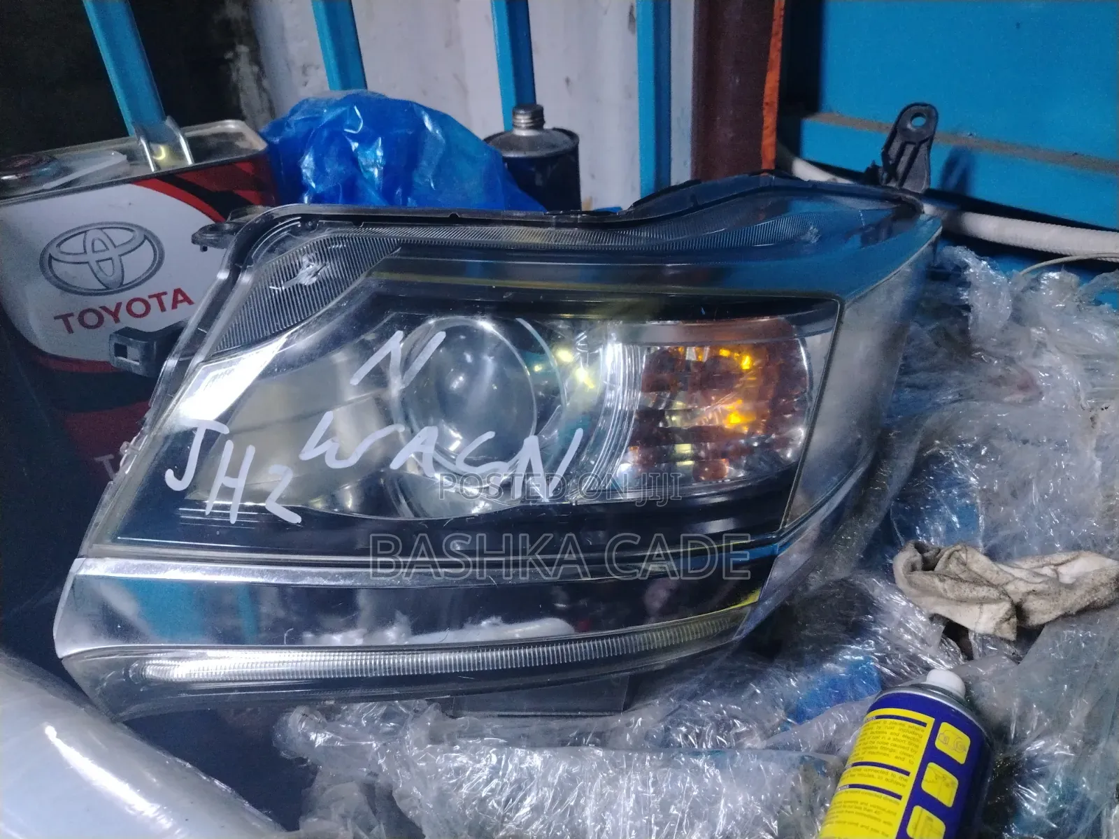 Headlights Honda N WGN Xenon L Available