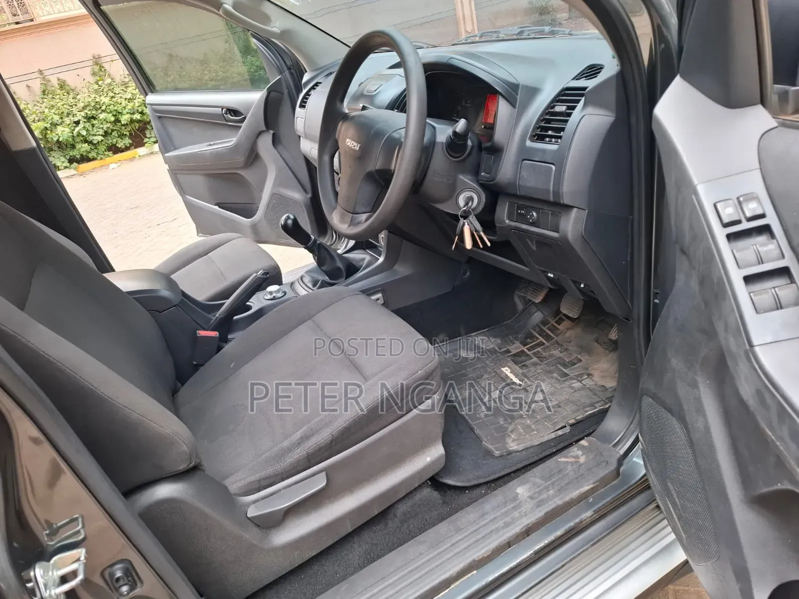 Isuzu D-MAX 2022 Gray