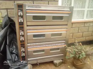 Caterina Oven