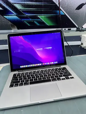 Laptop Apple MacBook Pro 2015 8GB Intel Core i5 SSD 256GB