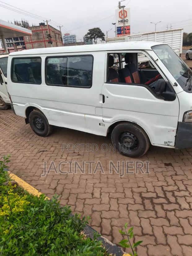 Mazda Bongo 2002 White - thumbnail 10