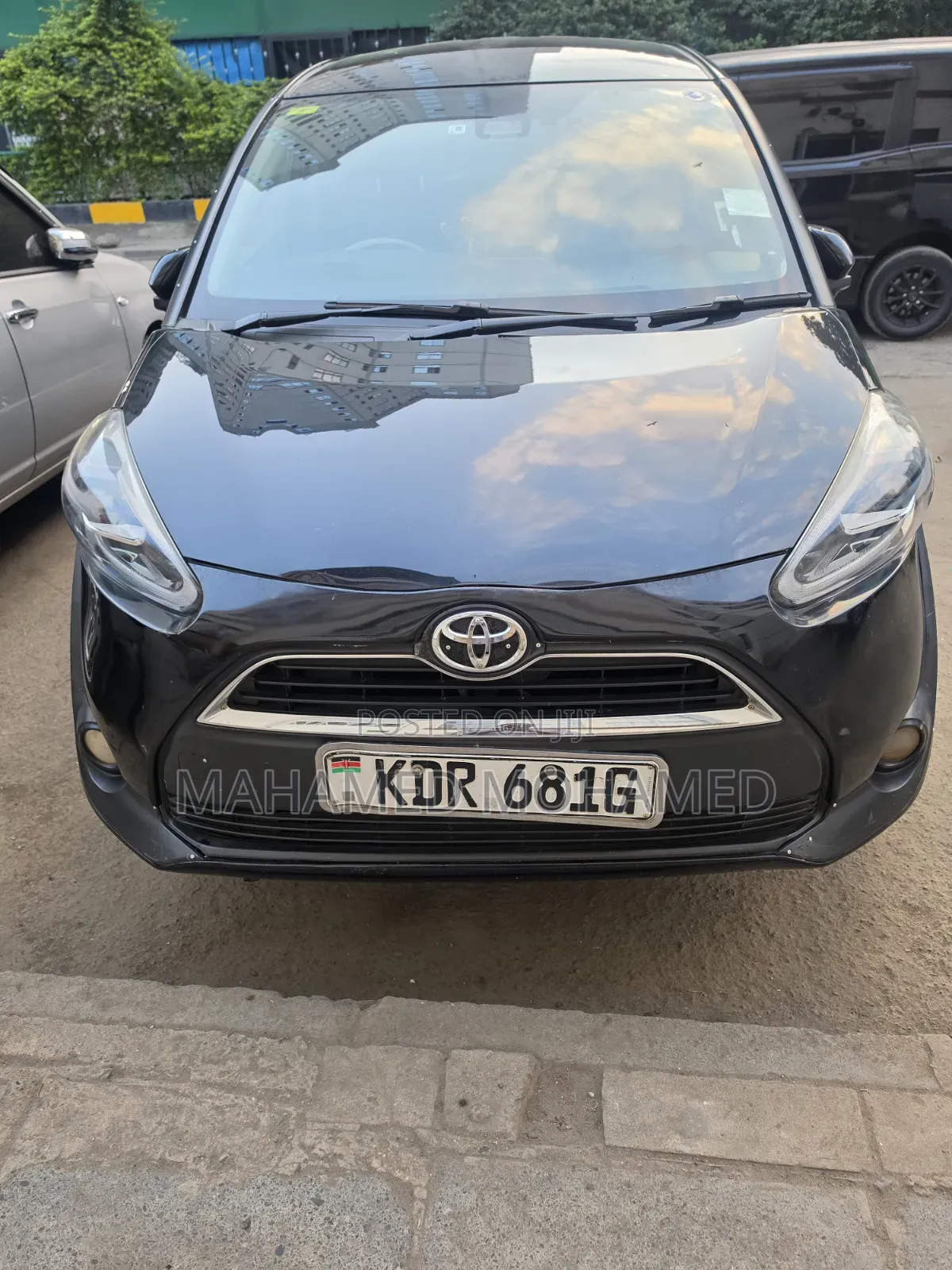 Toyota Sienta 2017 Black