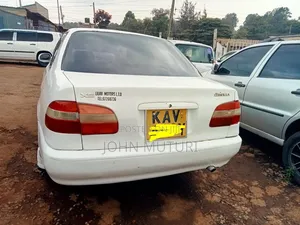 Toyota Corolla 1998 White