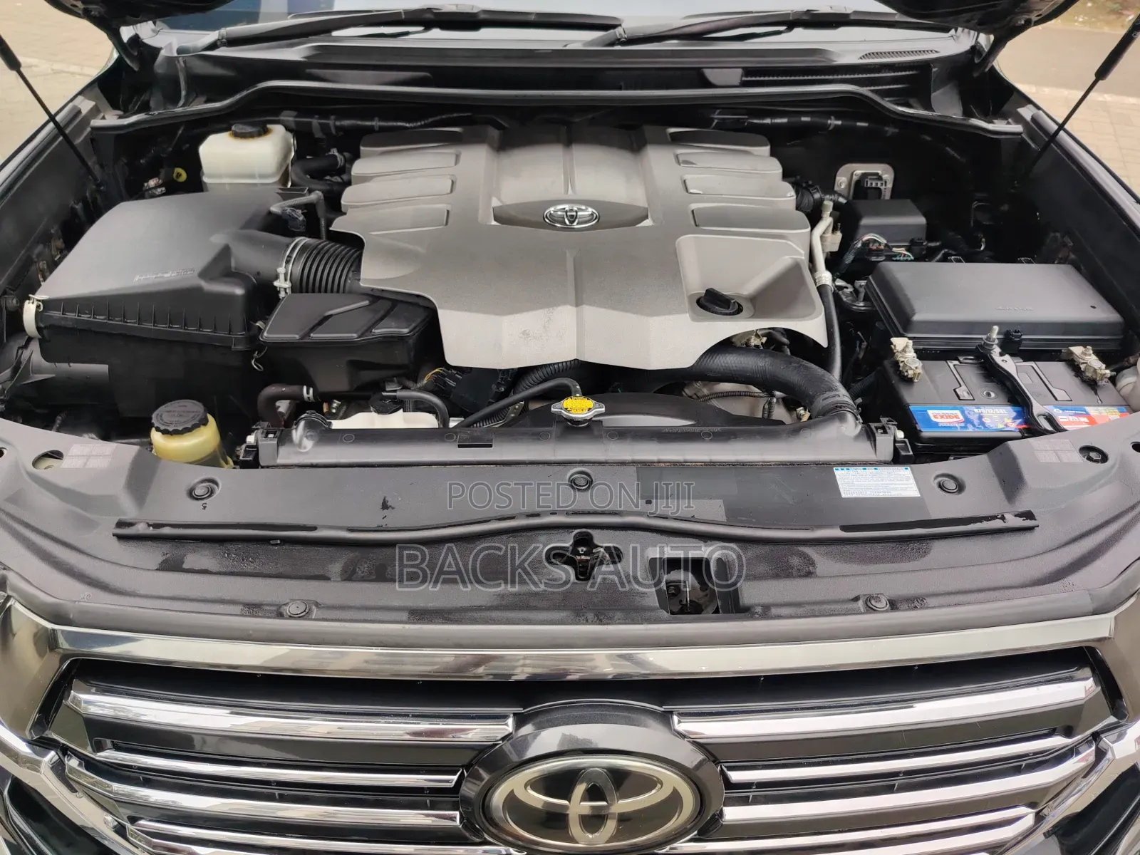 Toyota Land Cruiser 4.6 V8 ZX 2015 Black