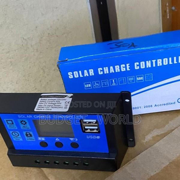 30A Solar PWM Charge Regulator for Battery Systems
