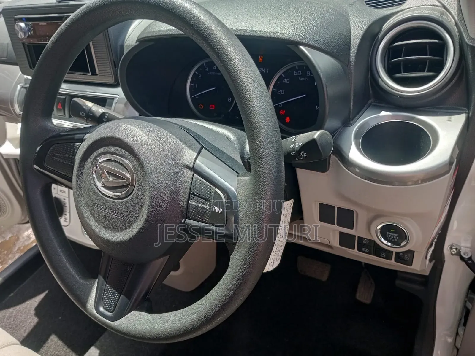 Daihatsu Cast 2019 White