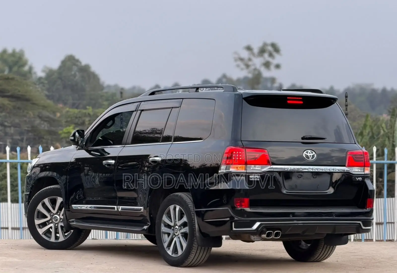 Toyota Land Cruiser 2015 Black