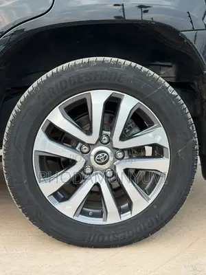 Toyota Land Cruiser 2015 Black
