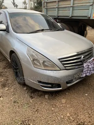 Nissan Teana 2011 Silver