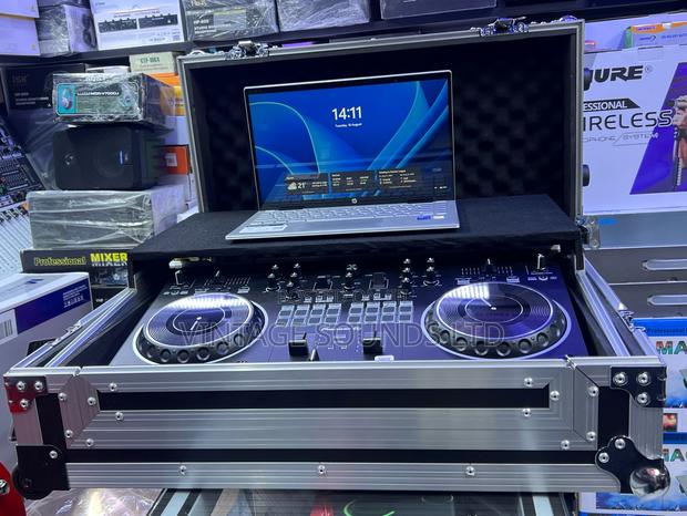 Pioneer DDJ-REV1 DJ Controller Flight Case Bundle (Serato DJ)
