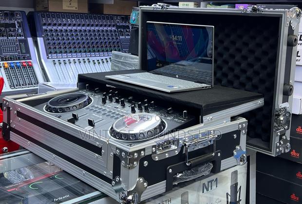 Pioneer DDJ-REV1 DJ Controller Flight Case Bundle (Serato DJ) - thumbnail 2