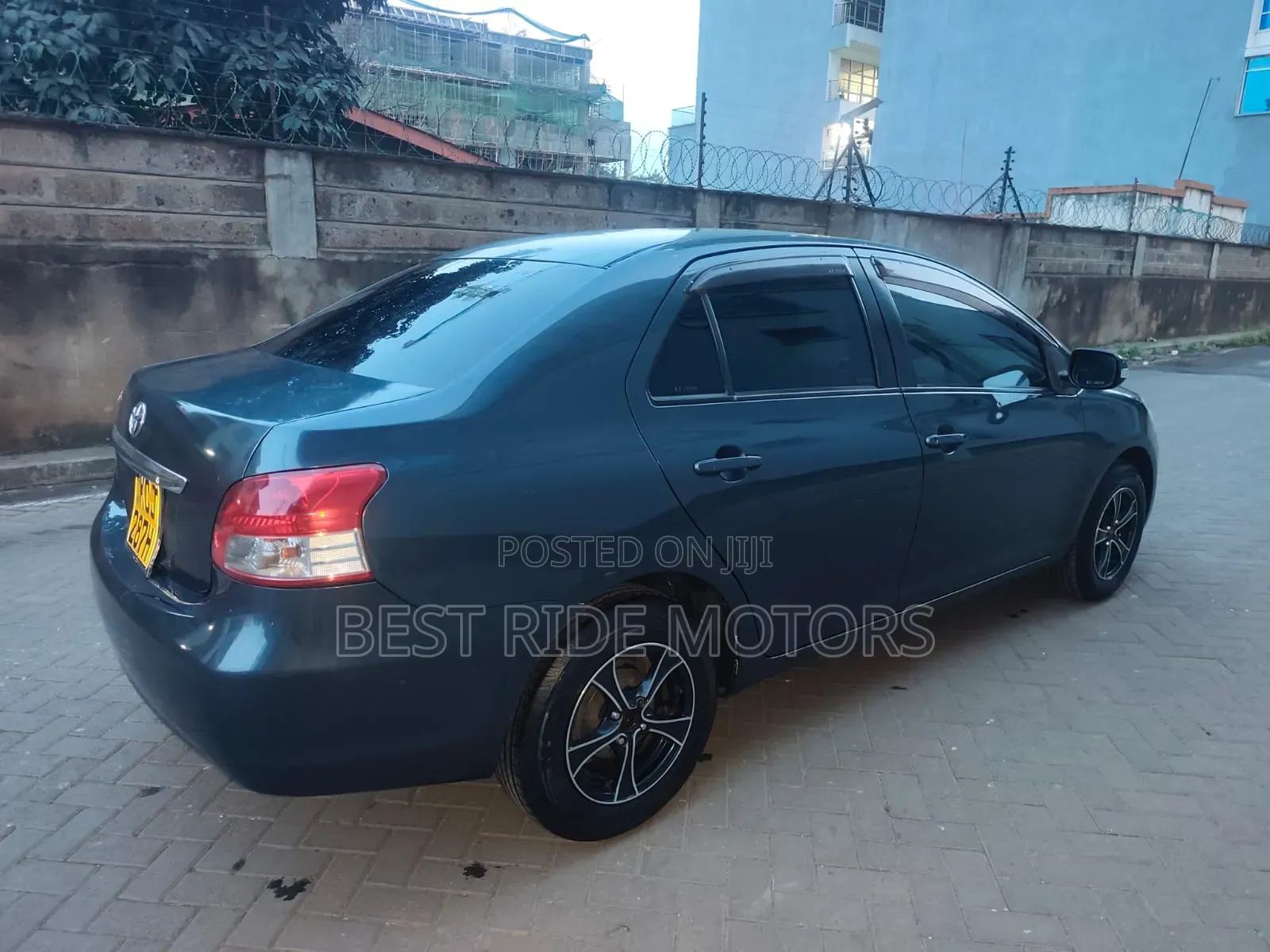 Toyota Belta 2009 Gray